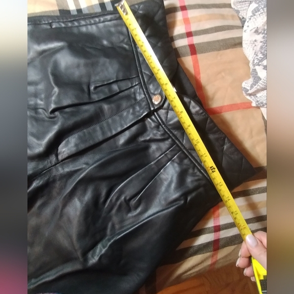 Leather Sandro Shorts size 42 US 10 - Picture 8 of 10